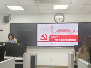 人们在看台上的人在电视前  AI 生成的内容可能不正确。